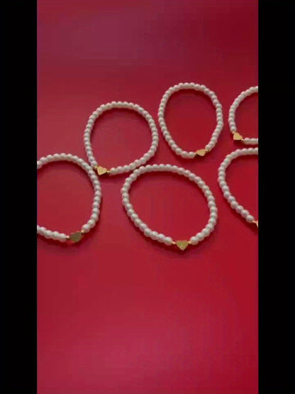 Chic A-Z Heart Initial Bracelet