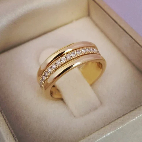 Vintage Zirconia Inlaid Ring
